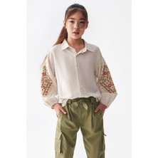 Ugly Duck 08-14 Yaş Kız Çocuk Krem Renk Kolları Nakışlı Gömlek