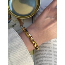 Pinery Jewels Kare Boşluklu Kararmaz Kelepçe Kadın Bileklik