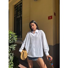 Minaaise Beyaz Geniş Kesim Basic Gömlek 27202