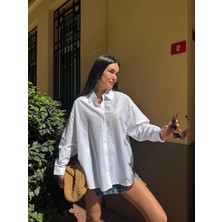 Minaaise Beyaz Geniş Kesim Basic Gömlek 27202