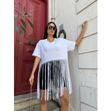 Minaaise Beyaz Püsküllü Penye Oversize T-Shirt 25436