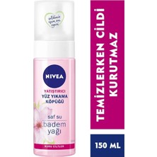 Nivea Yüz Yıkama Köpüğü Yatıştırıcı Kuru Ciltler 150 Ml Badem Yağı + Yüz Temizleme Fırçası