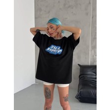 Tarz Yeri Unisex Bisiklet Yaka Baskılı Oversize T-Shirt - Siyah