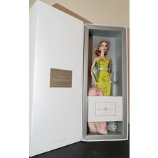 Sensational Soiree Agnes Von Weiss Doll - The Moments Collection Edition Size 1200