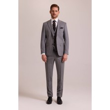 Ysf Erkek Açık Gri Slim Fit Sivri Yaka Yelekli Yün Takım Elbise