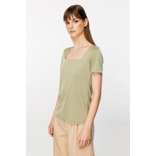 On Kare Yaka Yarım Kol Bluz Ekru