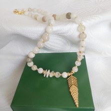 Devi Fashion Doğal Akik ve Ay Taşı Çelik Yaprak Uçlu Kolye