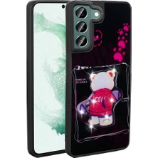 Megafox Teknoloji Samsung Galaxy S22 Uyumlu Kılıf Parlayan Kabartmalı Ikonik Figürlü Amas Silikon Kapak, Siyah