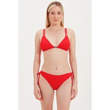 Zeki Global Aksesuar Detaylı Üçgen Bikini Üst