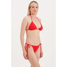 Zeki Global Üçgen Bikini Üst