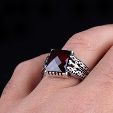 Takı925 Kırmızı Zirkon Taşlı Kral Zincir Model Gümüş Yüzük