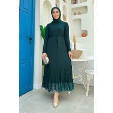 Bym Fashion Etek Ucu Piliseli Dantel Görünümlü Kuşaklı Elbise 3890 Zümrüt