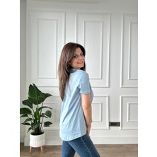 Arzu Emiroğlu Mavi Likralı Bisiklet Yaka Basic Örme Tişört