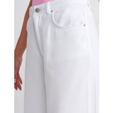 Dilvin 71480 Dökümlü Kumaş Geniş Denim Pantolon-Beyaz