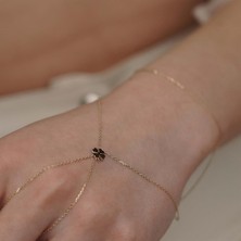 İzgi Kuyumculuk Yonca Şahmeran