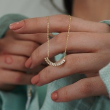 Yarım Ay Baget Kolye