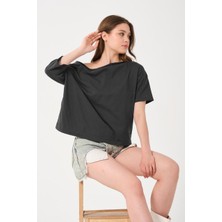 Owut Kadın Düşük Omuz Detaylı Oversize T-Shirt