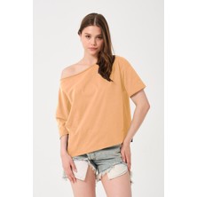 Owut Kadın Düşük Omuz Detaylı Oversize T-Shirt