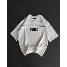 Tarz Yeri Unisex Bisiklet Yaka Baskılı Oversize T-Shirt - Beyaz