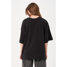 Owut Collection Kadın Bisiklet Yaka Baskılı Oversize T-Shirt