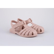 Igor S10288 Clasica Velcro Çocuk Sandalet Pudra