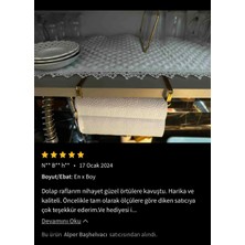 Kaizen Carpet Vintage Sınırlı Üretim Özel Seri Saten Raf Örtüsü - Beyaz 55 cm Derinlik x 10 mt Boy Silver Su Taşı Detaylı Lüks Saten Kapitone Raf Örtüsü / Çekmece Örtüsü / Dolap İçi Örtü