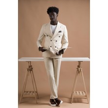 Carutte Slimfit Sivri Yaka Çift Pileli Dokulu Kumaş Kruvaze Takım Elbise