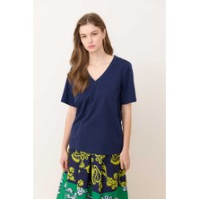 ROMAN V Yaka T-shirt Lacivert Y2423820_015