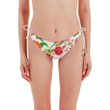 Zeki Aksesuar Detaylı Bikini Alt