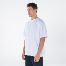 Friday Offset Soft  Erkek Beyaz %100 Pamuk Bisiklet Yaka Ekstra Oversize Tişört