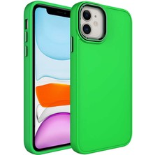 Cupcase Apple iPhone 11 Uyumlu Metal Çerçeve ve Buton Tasarımlı Silikon Zore Luna Kapak-Fosfor Yeşili