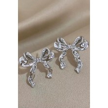 By Zeyna Aksesuar Kadın Özel Tasarım Fiyonk Figürlü 2.5 cm Küpe 001