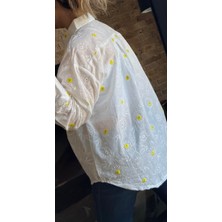 Cardella Çiçek Nakış Işlemeli Katlanabilir Manşetli Geniş Kalıp Oversize Beyaz Kadın Gömlek Fisto Gömlek