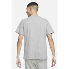 Nike Sportswear Swoosh Standart Kesim Gri Erkek Spor T-Shirt