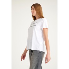 Signature Style 2093_BASKILI V Yaka Kısa Kollu T-Shirt