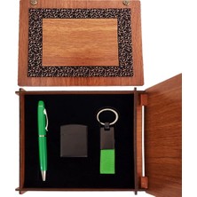 Ynt İthalat Ahşap Kutulu Yeşil Kalem Anahtarlık ve Çakmak Seti