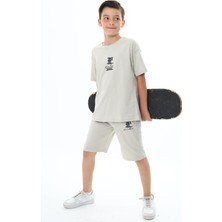 Trendimizbir Erkek Çocuk Baskılı Kısa Kollu Şortlu Takım