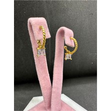 Luna Gümüş Sarı Renk Bagetli Burgu Gümüş Küpe