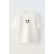 Nmg Tekstil Unisex Beyaz Oversize Pamuk Çarpı Göz Gülücük Baskılı Örme T-Shirt