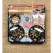 Fiorella Gift El Yapımı Çini Fincan Seti & Çini Ikramlık & Çini Anahtarlık & Kahve & Tütsülük ve 1 Paket Tütsü & Hediye Seti & Hediye Kutusu & Doğum Günü & Sevgili & Yeni Iş Terfi
