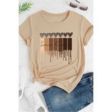 Trendypassion Only Trendwear Unisex Leopar Kalp Baskılı Oversize T-Shirt Bej Renk Yumuşak Pamuklu Malzeme