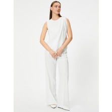 Koton Kolsuz Bluz Inci Detaylı Yuvarlak Yaka Viskon Kumaş