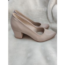 Çiğdem Kundura Carolın-Kadın Kalın Topuklu Sivri Burun Klasik Ayakkabı(Aa7) - Ten - 40