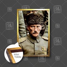 SML Tablo Mustafa Kemal Atatürk Askeri Üniforma Karizma Çerçeveli Dikey Kanvas Tablo