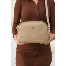 Lamia Shoes Lamia Kadın Suni Deri 3 Bölmeli Ayarlanabilir Çapraz Askılı Çapraz Ve Omuz Çanta