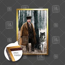 SML Tablo Mustafa Kemal Atatürk Ormanda Asil Kurt Çerçeveli Dikey Kanvas Tablo