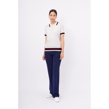 Peraluna Styleboom x Peraluna Lıza Blouse Polo V Yaka Çizgi Detaylı Düğmeli Ince Kadın Triko Bluz - Ekru