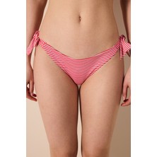 Patmos Brazilian Dokulu Çizgili Bikini Altı