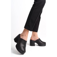 Tamdabu Ayakkabı Deri Siyah 10 cm Platform Ortopedik Sabo Terlik TMD202490