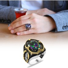 Gümüş Hediye Al Faset Kesim Mistik Topaz Taşlı Yanları Kılıç Detaylı 925 Ayar Gümüş Erkek Yüzük